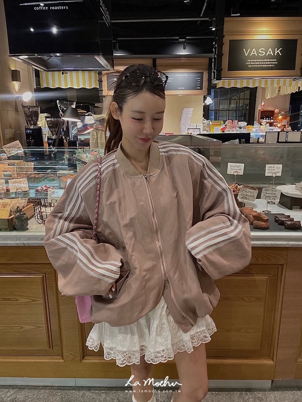 蕾絲線條飛行外套